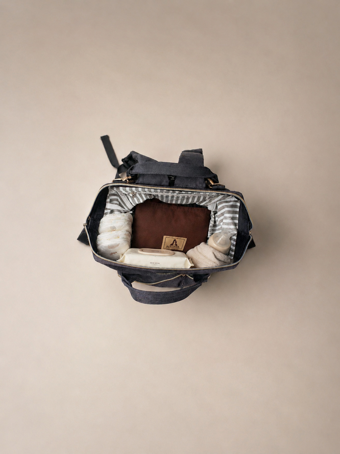 The Navaya Breastfeeding Cover